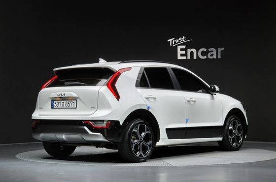 Kia Niro Signature — пробег 40 527 км — фото 2 из 5