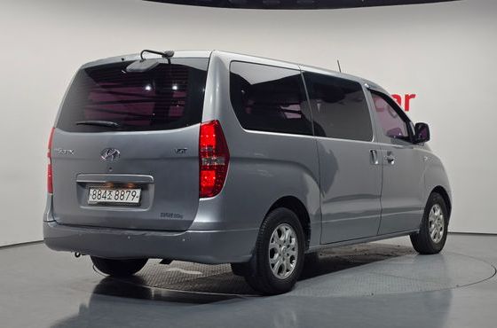 Hyundai Starex 3-Seater VAN CVX Deluxe — пробег 174 704 км — фото 2 из 5