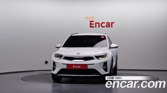 Kia Stonic из Кореи Encar