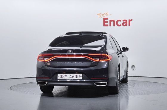 Hyundai Grandeur Exclusive Special — пробег 106 945 км — фото 4 из 5