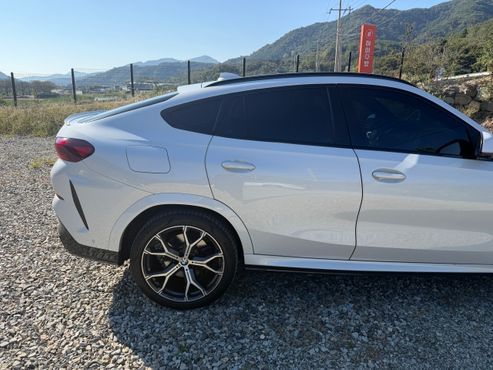 BMW X6 xDrive40i M Sport — пробег 16 143 км — фото 3 из 5
