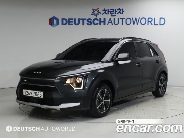 Kia Niro Prestige — пробег 53 239 км — фото 1 из 5