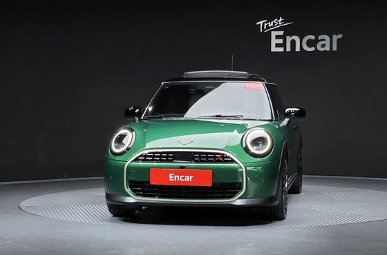 Mini Cooper Favoured — пробег 9 019 км — фото 3 из 5