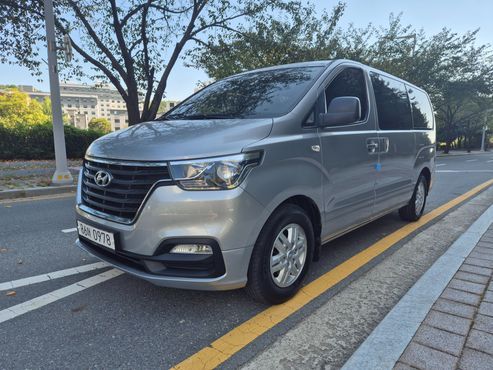 Hyundai Starex Van 5-Seater Modern — пробег 61 804 км — фото 1 из 5