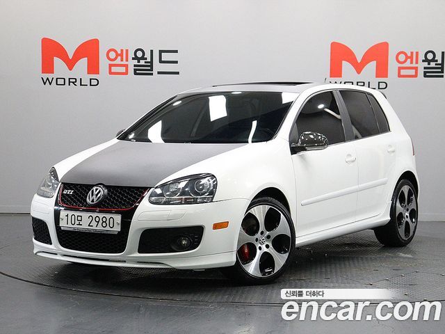 Volkswagen Golf 2.0 GTI 5Door — пробег 130 240 км — фото 1 из 5