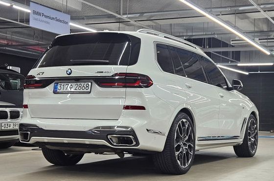 BMW X7 xDrive 40i M Sport 6STR — пробег 13 914 км — фото 2 из 5