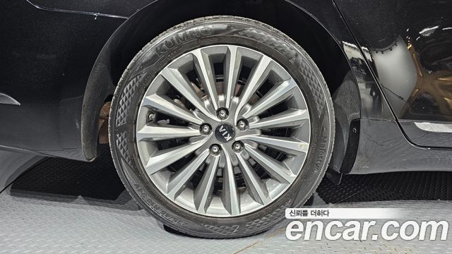 Kia K7 из Кореи Encar