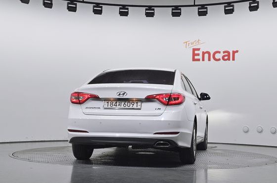 Hyundai Sonata LPI Smart — пробег 173 926 км — фото 4 из 5