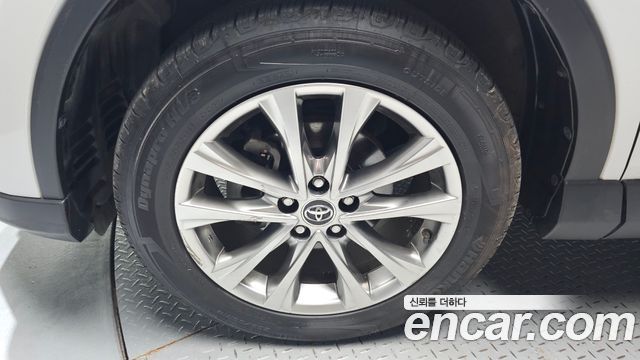 Toyota RAV4 из Кореи Encar