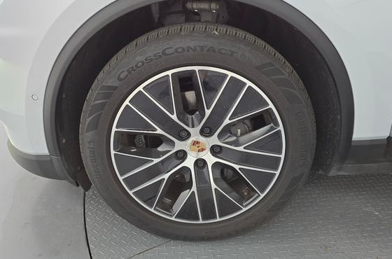 Porsche Macan Base — пробег 26 308 км — фото 5 из 5