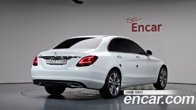 Mercedes-Benz C-Class из Кореи Encar