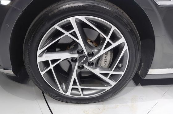 Genesis G90 Gasoline 3.5 Turbo AWD — пробег 83 103 км — фото 5 из 5