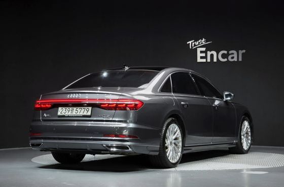 Audi A8 55 TFSI Quattro LWB — пробег 32 931 км — фото 2 из 5