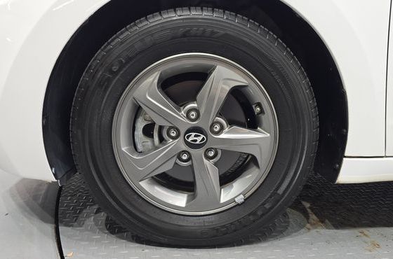 Hyundai AVANTE 1.6 GDI Smart — пробег 74 131 км — фото 5 из 5