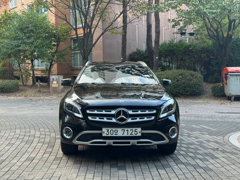 Mercedes-Benz GLA-Class GLA220 Premium — пробег 76 130 км — фото 3 из 5