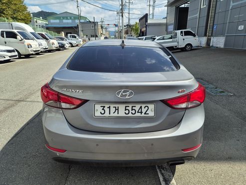 Hyundai AVANTE 1.6 GDi Modern Standard — пробег 224 148 км — фото 3 из 5