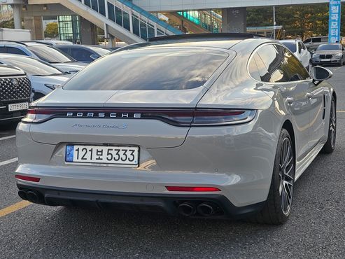 Porsche Panamera 4.0 Turbo S — пробег 33 170 км — фото 5 из 5