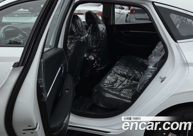 Hyundai Sonata 2.0 S — пробег 1 км — фото 4 из 5