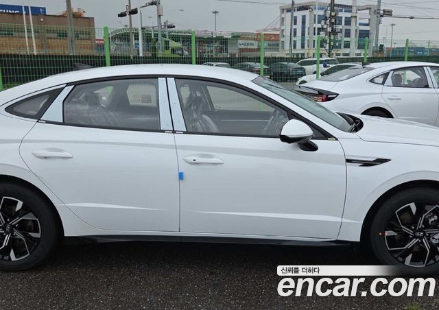 Hyundai Sonata 2.0 S — пробег 1 км — фото 5 из 5