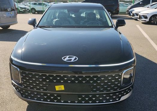 Hyundai Grandeur Premium — пробег 1 км — фото 1 из 5