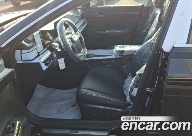 Hyundai Grandeur Premium — пробег 1 км — фото 4 из 5