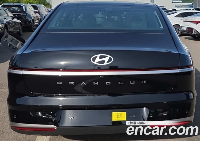 Hyundai Grandeur 2,5 Gasoline 2WD Premium — пробег 1 км — фото 3 из 5