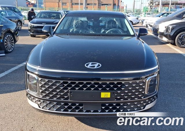 Hyundai Grandeur Premium — пробег 1 км — фото 1 из 5