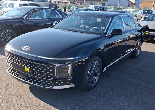 Hyundai Grandeur Premium — пробег 1 км — фото 2 из 5