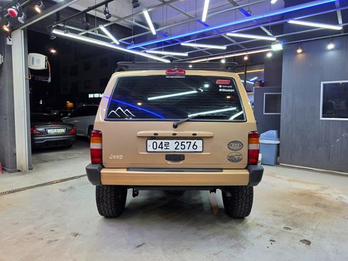 Jeep Cherokee 2.5 XJ — пробег 262 700 км — фото 2 из 5