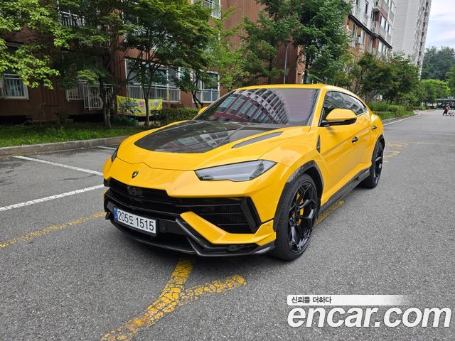Lamborghini Urus 4.0 V8 Performante — пробег 15 100 км — фото 1 из 5