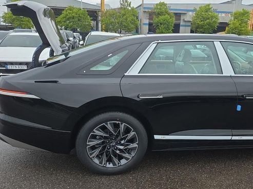 Hyundai Grandeur Premium — пробег 8 км — фото 5 из 5