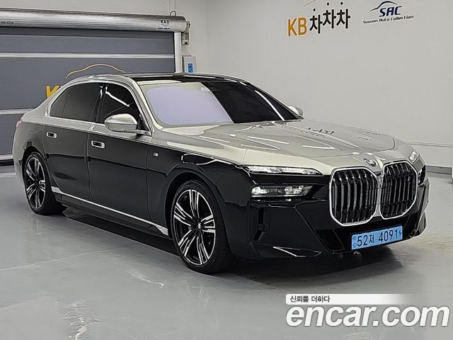 BMW i7 из Кореи Encar