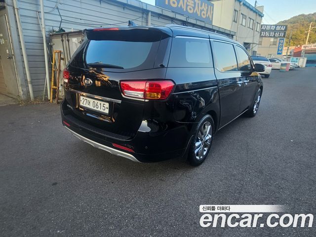 Kia Carnival 9-seater Noblesse — пробег 89 563 км — фото 4 из 5