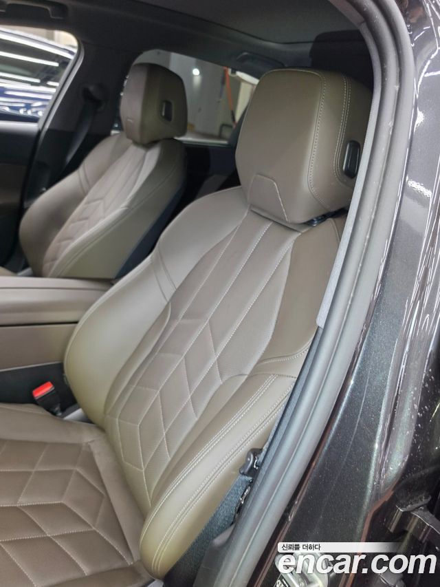 BMW i5 eDrive 40 — пробег 8 664 км — фото 5 из 5