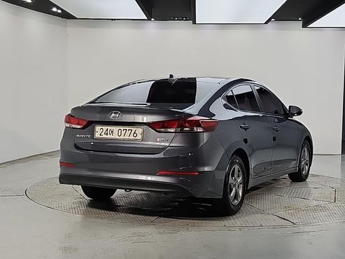 Hyundai AVANTE 1.6 e-VGT SMART — пробег 185 612 км — фото 4 из 5