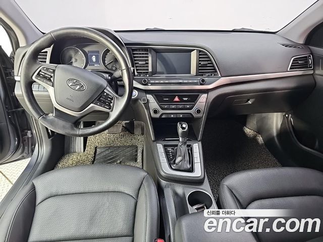 Hyundai AVANTE 1.6 e-VGT SMART — пробег 185 612 км — фото 5 из 5