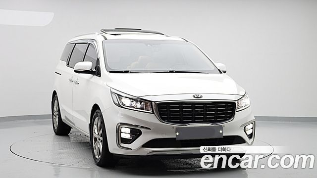 Kia Carnival из Кореи Encar