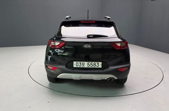 Kia Stonic Diesel 1.6 Deluxe — пробег 141 713 км — фото 4 из 5