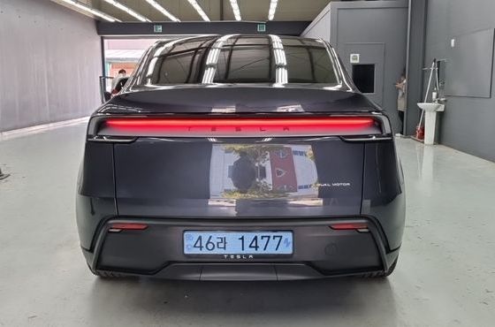 Tesla Model Y Premium Long Range AWD — пробег 11 588 км — фото 2 из 5
