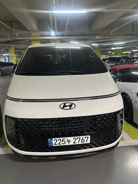 Hyundai Staria L3.5 Lounge 9-Seater Inspiration — пробег 18 000 км — фото 2 из 5