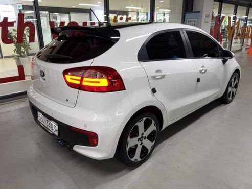 Kia pride 5DR 1.6 GDI Luxury — пробег 87 677 км — фото 4 из 5