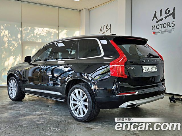 Volvo XC90 D5 Inscription — пробег 103 000 км — фото 2 из 5