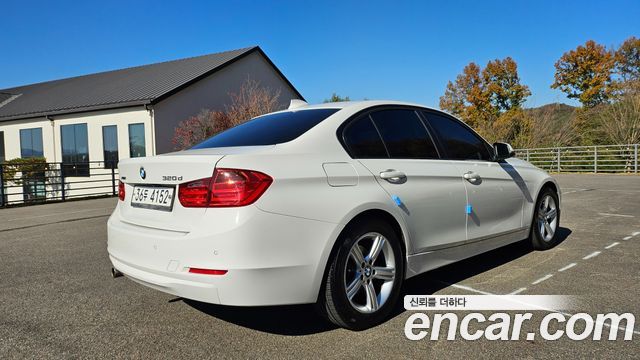 BMW 3-Series 320d xDrive — пробег 205 980 км — фото 4 из 5