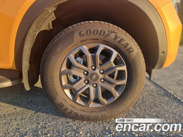 Ford Ranger 2.0 Wildtrack — пробег 10 739 км — фото 2 из 5
