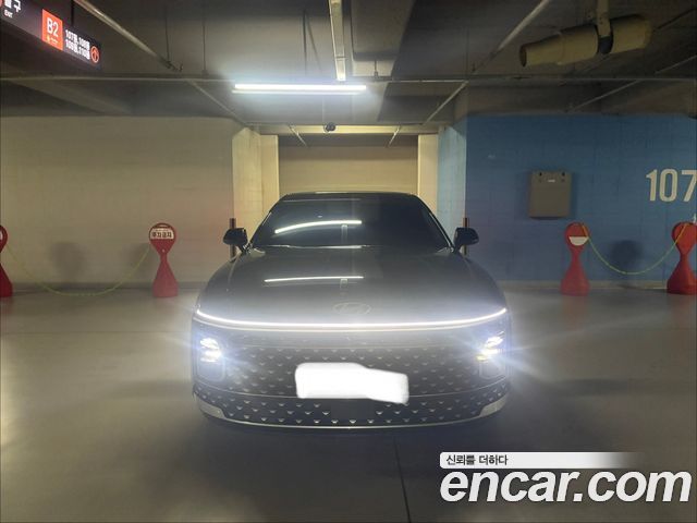 Hyundai Grandeur Premium — пробег 800 км — фото 2 из 5