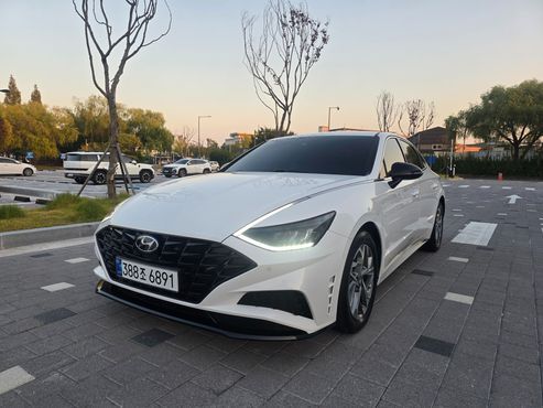 Hyundai Sonata 2.0 Premium Plus — пробег 72 796 км — фото 1 из 5