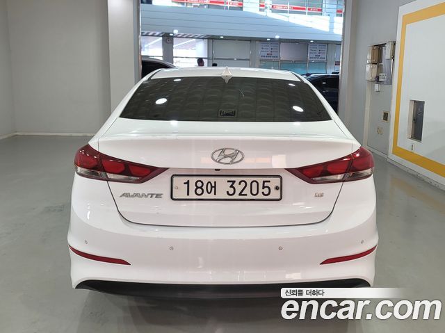 Hyundai AVANTE 1.6 GDI Value Plus — пробег 148 470 км — фото 3 из 5