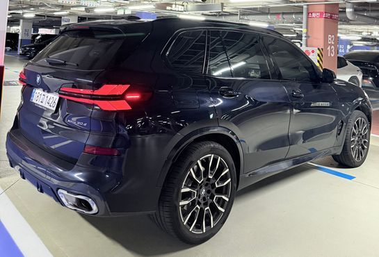BMW X5 xDrive 30d M Sport — пробег 5 990 км — фото 2 из 5