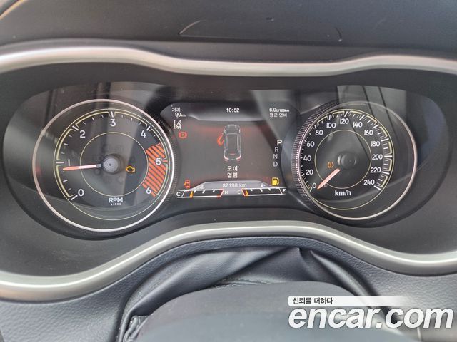 Jeep Cherokee 2.0 Diesel LIMITED 4WD — пробег 87 000 км — фото 3 из 5