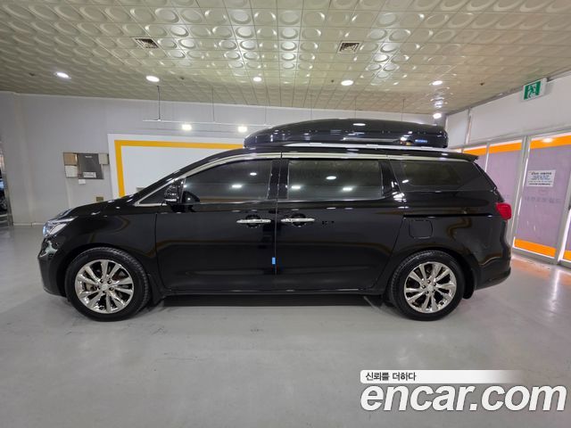 Kia Carnival из Кореи Encar